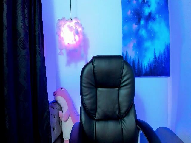 Live sex webcam photo for Angelsiinner #272146734