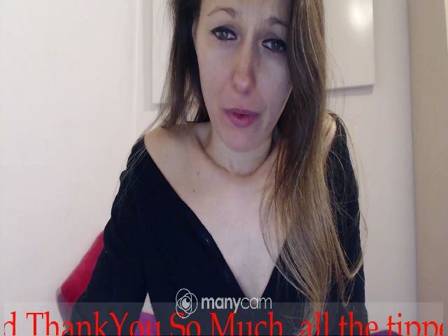 Live sex webcam photo for Angelslive5 #271778953