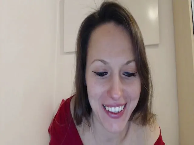 Live sex webcam photo for Angelslive5 #272069747