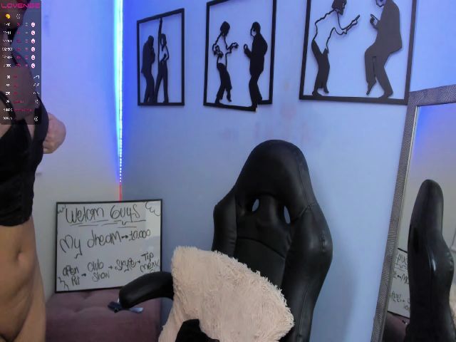 Live sex webcam photo for Angelvicky #274224559