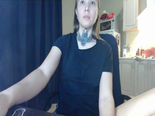 Live sex webcam photo for Angie_Wild #272320423