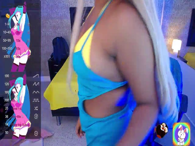 Live sex webcam photo for Angie_fox10 #274194093