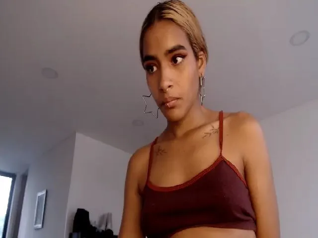 Live sex webcam photo for Aniiie #273350570