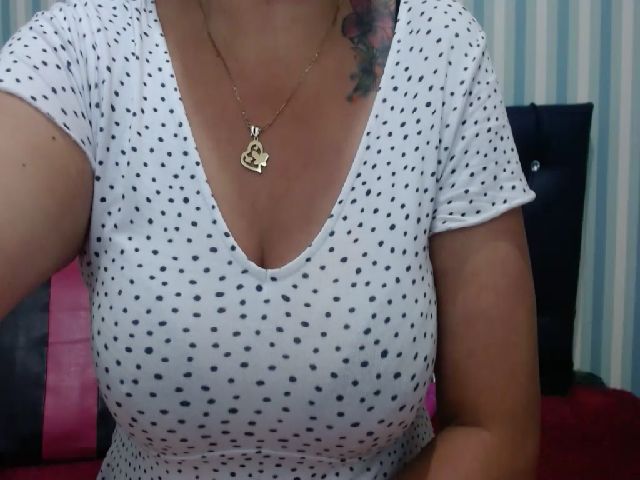 Live sex webcam photo for Anissa_k #272904993