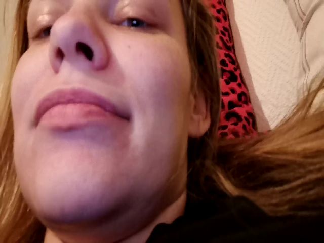 Live sex webcam photo for AnnaDiamond1 #287889238