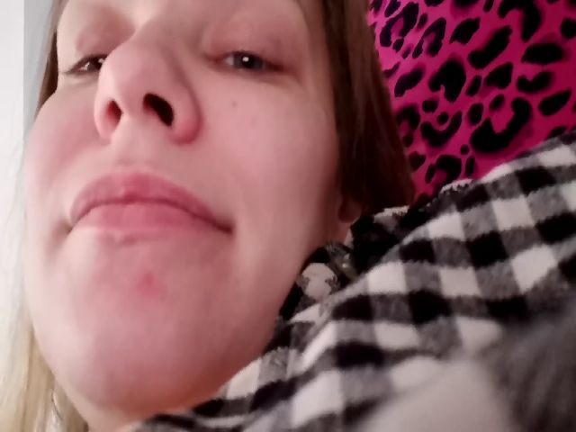 Live sex webcam photo for AnnaDiamond1 #287889243