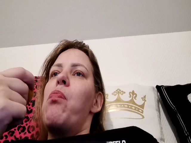 Live sex webcam photo for AnnaDiamond1 #287889253