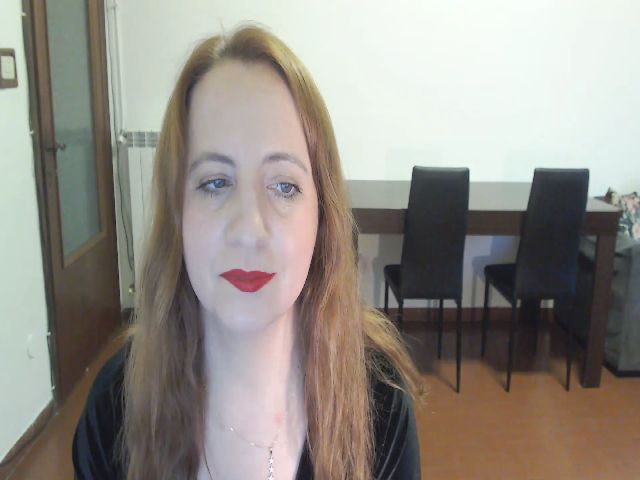 Live sex webcam photo for AnnaElla #273089185