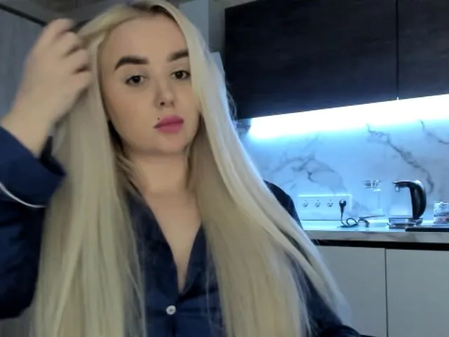 Live sex webcam photo for AnnaFoxyy #273944724