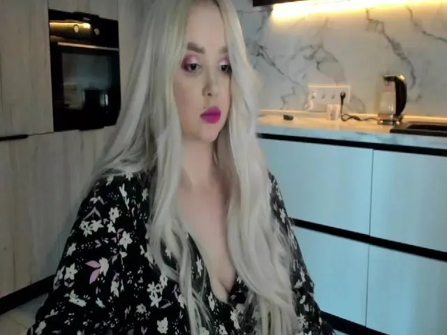 Live sex webcam photo for AnnaFoxyy #274373179
