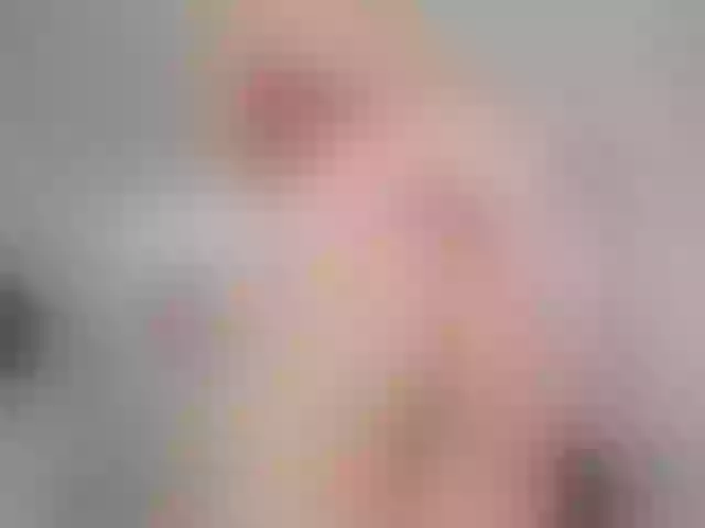 Live sex webcam photo for AnnaGlow #271781887