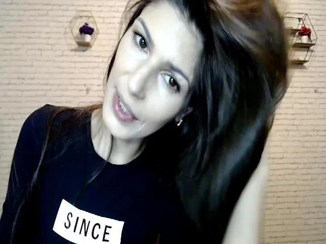 Live sex webcam photo for AnnaMFC_ #273007478