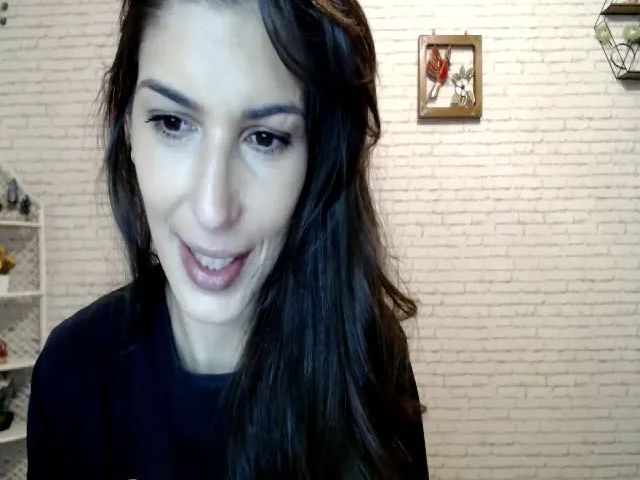 Live sex webcam photo for AnnaMFC_ #273123616