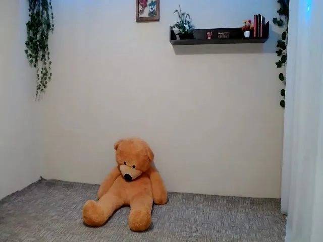 Live sex webcam photo for AnnaMFC_ #273937323