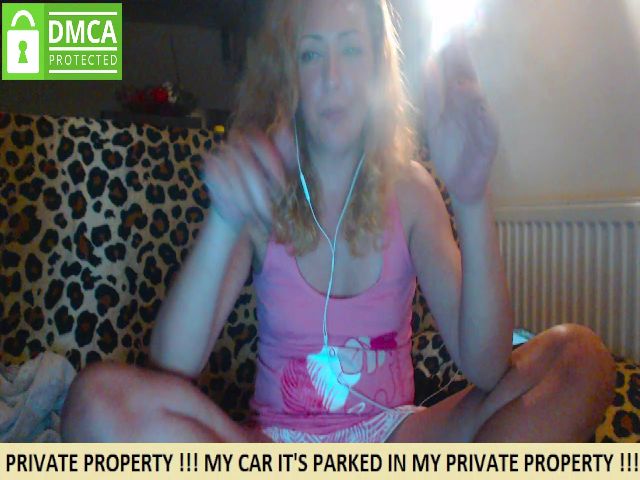 Live sex webcam photo for AnnaSquirt69 #273455965