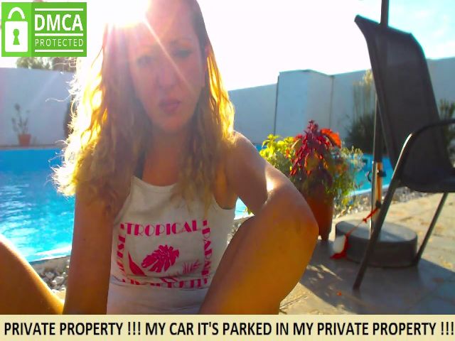 Live sex webcam photo for AnnaSquirt69 #273813895