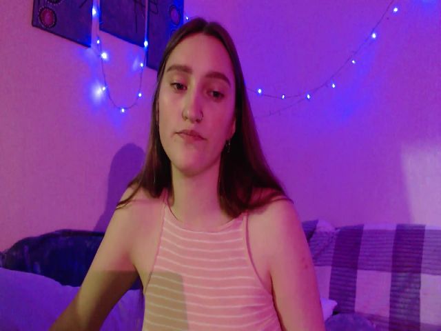 Live sex webcam photo for Anna_Banana91 #273383108