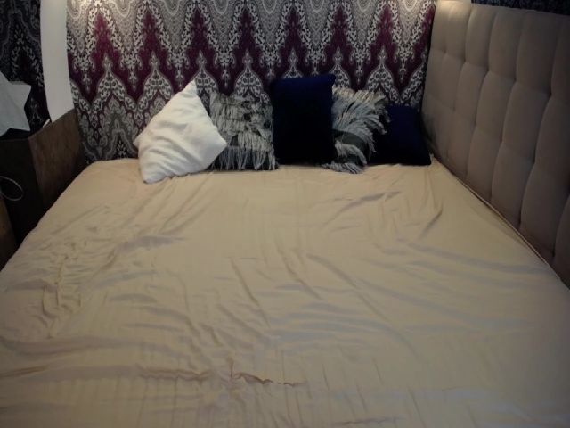 Live sex webcam photo for Anna_Bellle #274420094