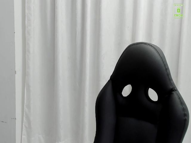 Live sex webcam photo for Anna_cooper #272285571