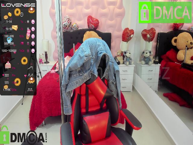 Live sex webcam photo for Annasshim_ #274773462