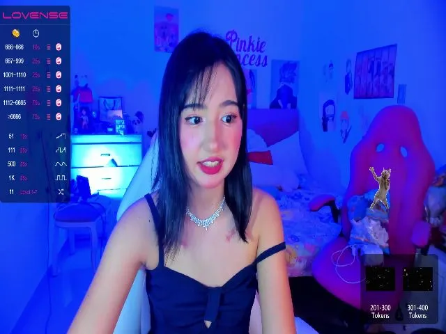 Live sex webcam photo for AnnieJulieth #272165538