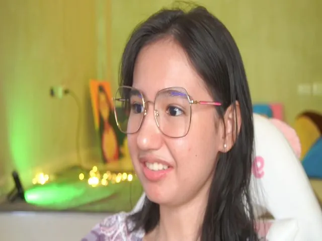 Live sex webcam photo for AnnieJulieth #274070934