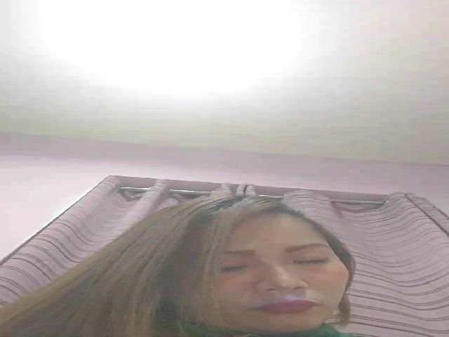 Live sex webcam photo for Annie_19 #274614684