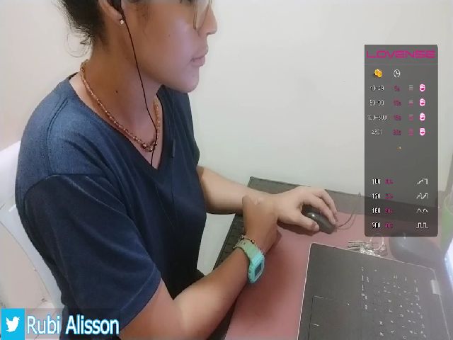 Live sex webcam photo for Annie_Black_ #273485399