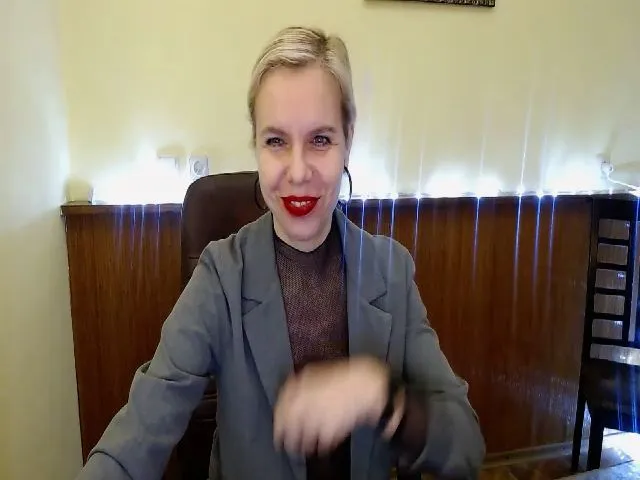 Live sex webcam photo for Annie_Roses #272022569