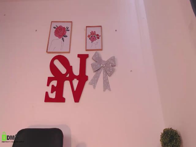 Live sex webcam photo for Annie_es #272241227