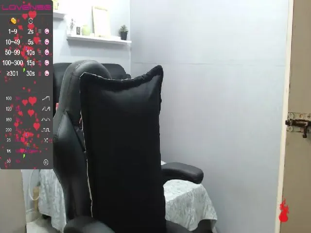 Live sex webcam photo for Annie_redhead #272105507