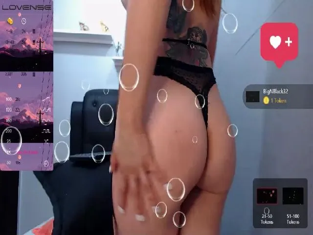 Live sex webcam photo for Annie_redhead #272214590