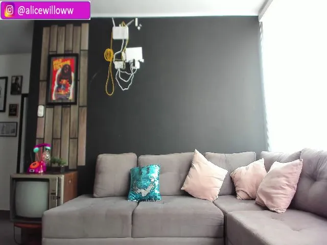 Live sex webcam photo for Annieekatt #273162743