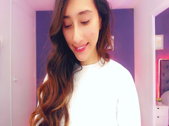 Live sex webcam photo for anniesclub #271809296