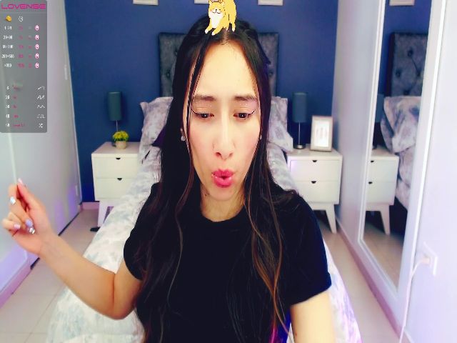 Live sex webcam photo for anniesclub #273157221