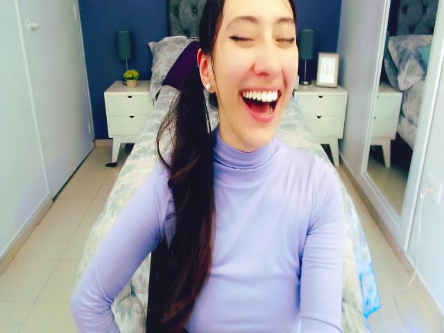 Live sex webcam photo for anniesclub #273167878