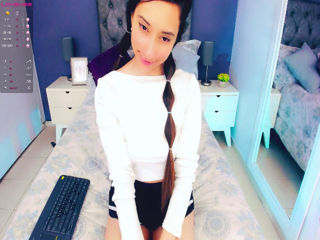 Live sex webcam photo for anniesclub #273609018