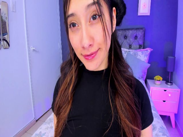 Live sex webcam photo for anniesclub #273683599