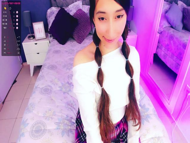 Live sex webcam photo for anniesclub #273792372