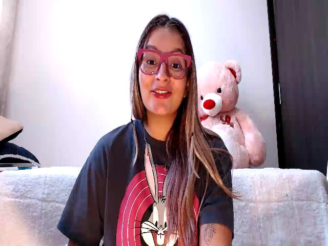 Live sex webcam photo for AnnySanz #272690176