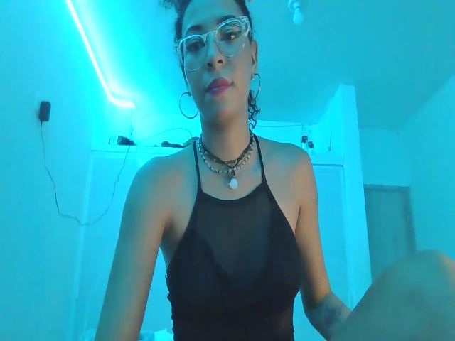 Live sex webcam photo for Annycats #273239706