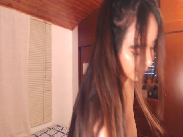 Live sex webcam photo for Anyrouse #273135424