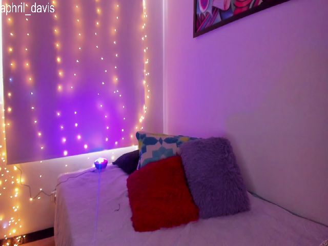 Live sex webcam photo for Aphril_davis #273901649