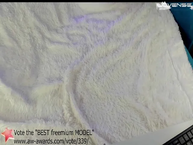 Live sex webcam photo for AprilAlba777 #274182617