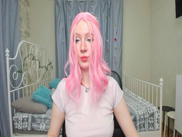 Live sex webcam photo for April_bb #272083684