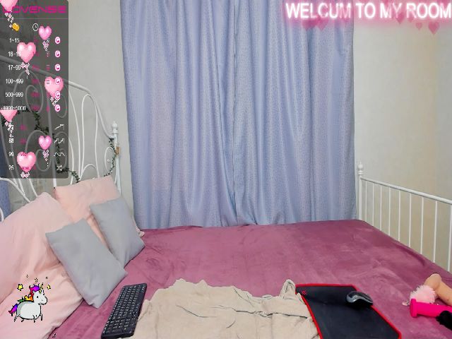 Live sex webcam photo for April_bb #272644767