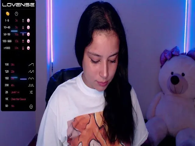 Live sex webcam photo for Aqua_emilly #272880791