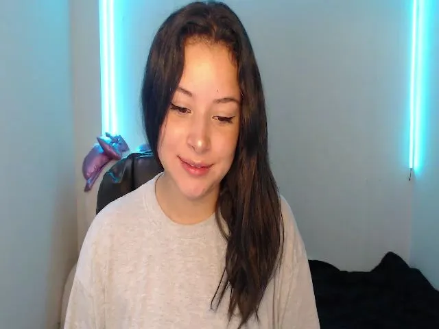 Live sex webcam photo for Aqua_emilly #272972883