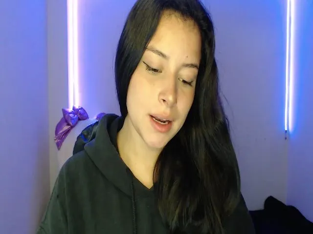 Live sex webcam photo for Aqua_emilly #273027499