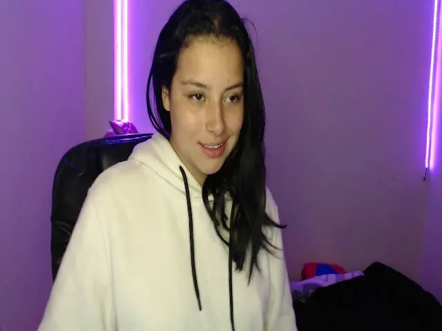 Live sex webcam photo for Aqua_emilly #273239220